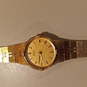 Vintage ladies gold Seiko quartz watch